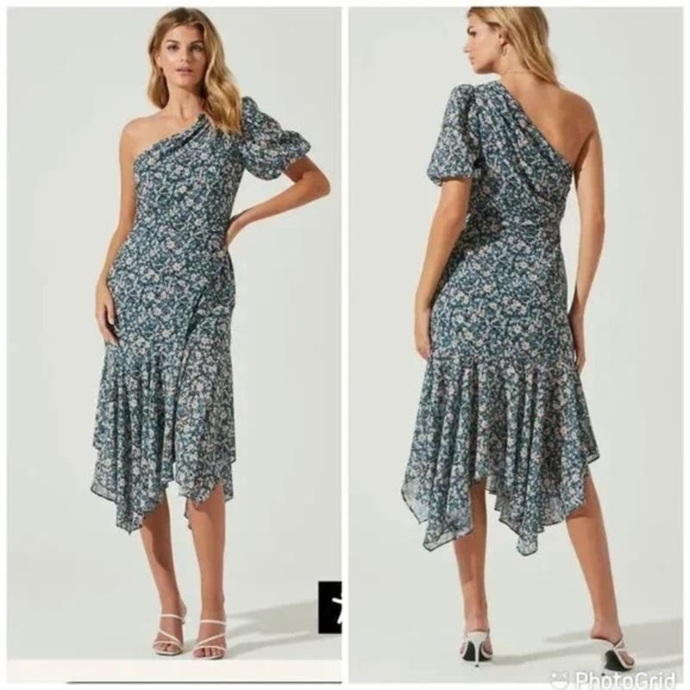 Astr One-Shoulder Floral Midi Dress in Teal and White